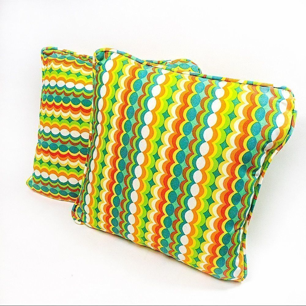 Pair Retro Rainbow Graphic Throw Pillows